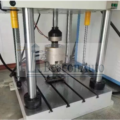 骨質(zhì)牙植入物動(dòng)態(tài)疲勞試驗(yàn)機(jī)