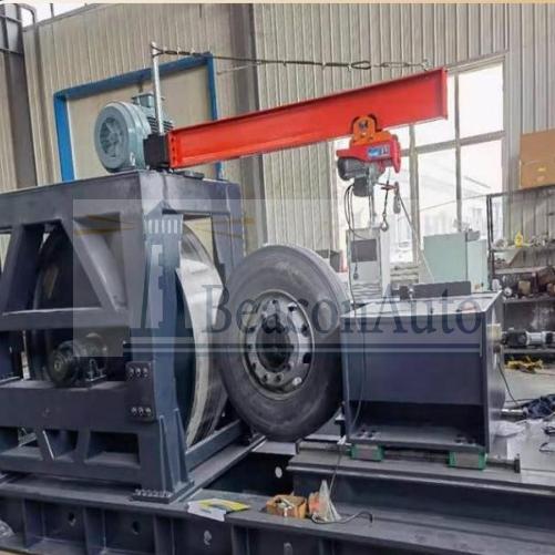 車輪扭轉載荷疲勞試驗機