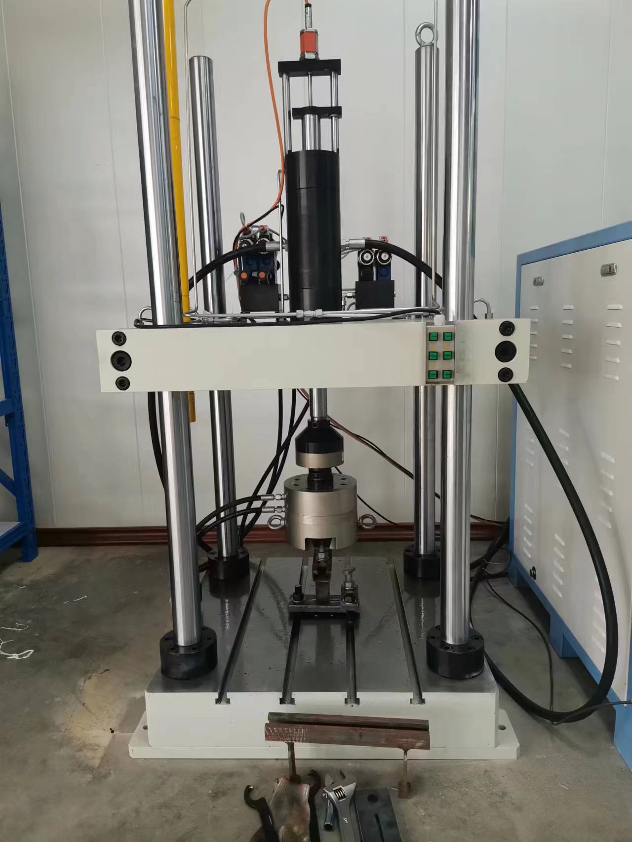 1670291143750541.jpg 00DST1231預埋槽道疲勞試驗機83 (3).jpg