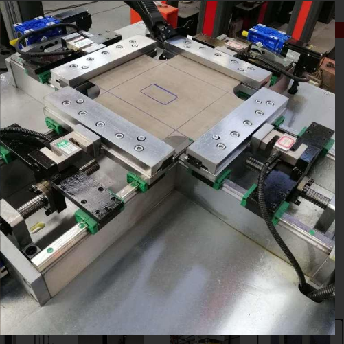 1709869726659123.png 雙軸雙向拉伸試驗機 醫學多方向50KN1.png